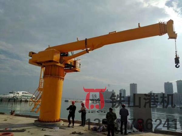 福建廈門船用起重機廠家 緊急制動+過載保護船用起重機雙重保障